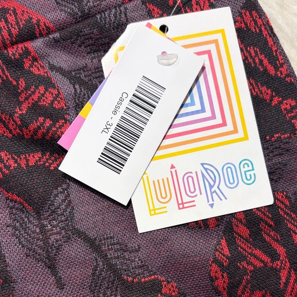 LuLaRoe Red and Black Leaf Pattern Pencil Skirt - Picture 2 of 3